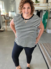 Load image into Gallery viewer, Capri Ponte Pant