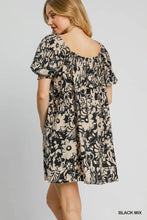 Load image into Gallery viewer, Amelia Dress
