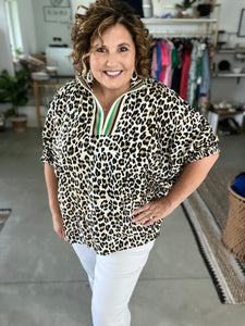 The Cat’s Meow Curvy Top